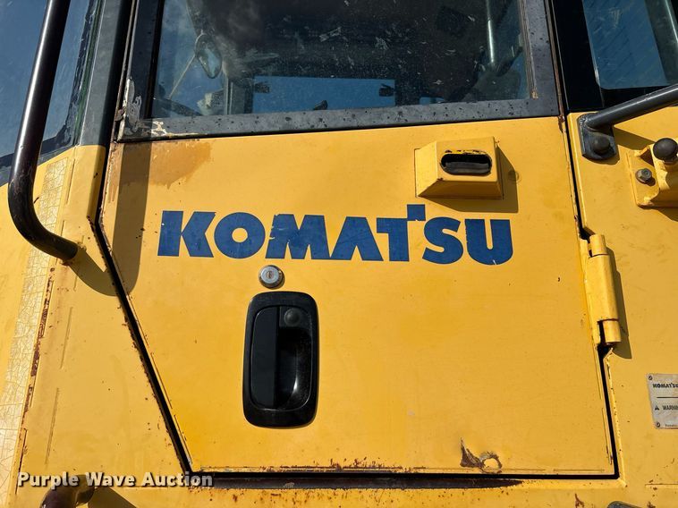 image for item DY0676 2003 Komatsu WA250PT-5 wheel loader
