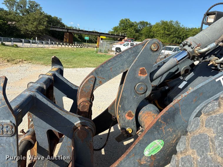 image for item DY0676 2003 Komatsu WA250PT-5 wheel loader