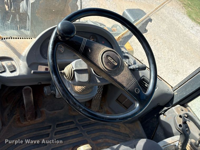 image for item DY0676 2003 Komatsu WA250PT-5 wheel loader