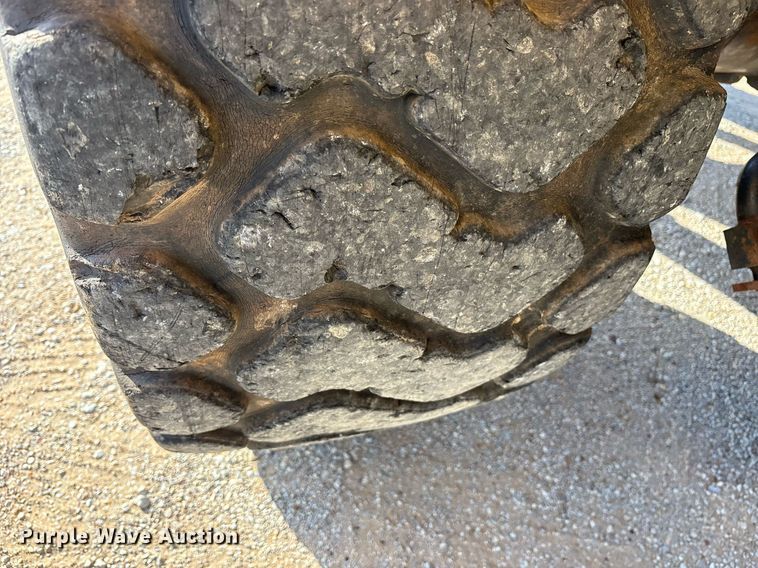 image for item DY0676 2003 Komatsu WA250PT-5 wheel loader