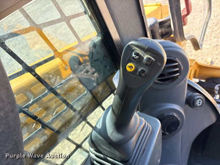 image for item DY0693 2020 Caterpillar 259D3 tracked skid steer loader