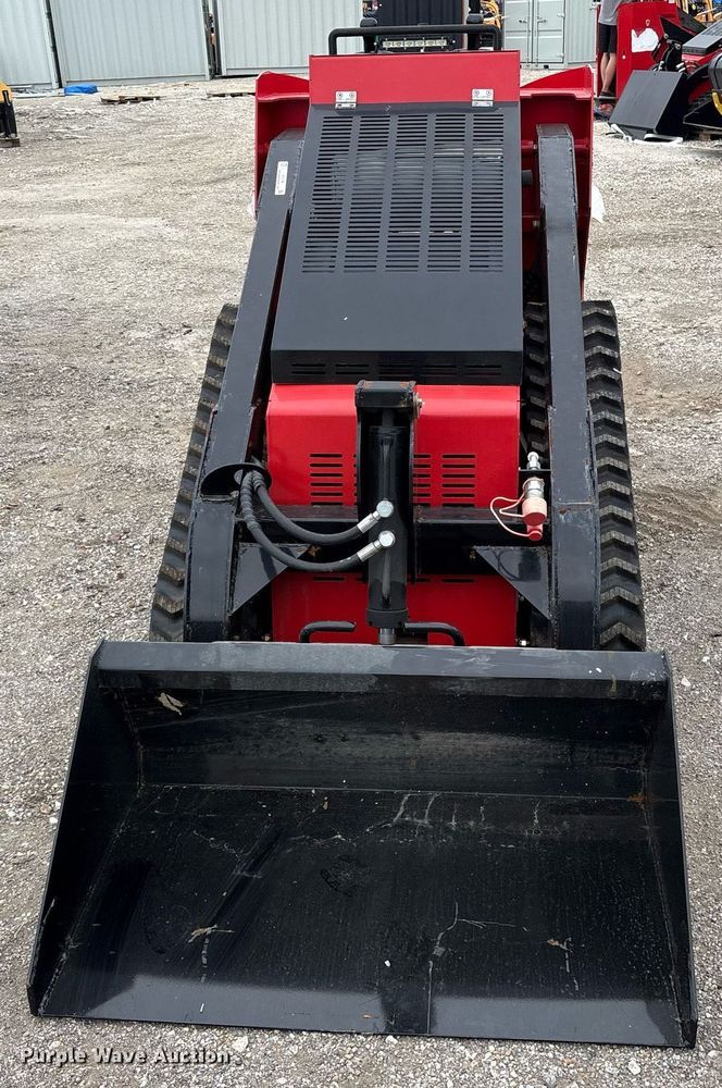 image for item DY0700 2024 Valley Pioneer SCL850 compact utility loader