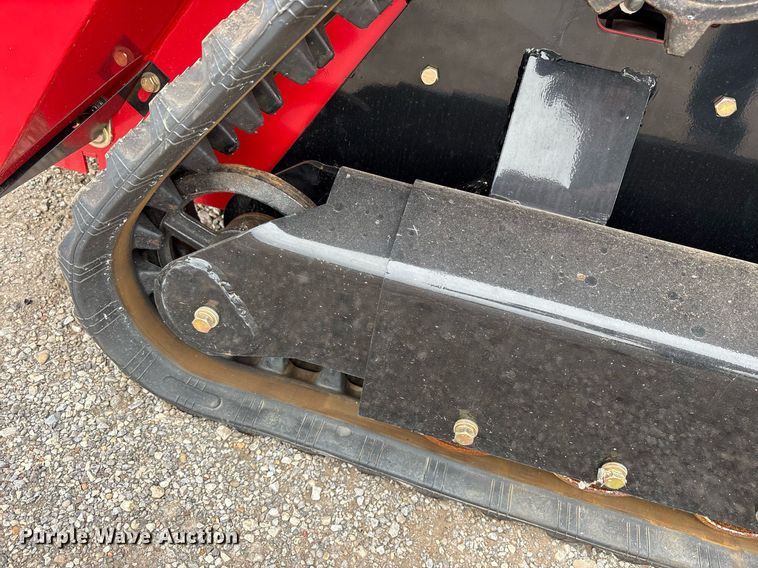 image for item DY0700 2024 Valley Pioneer SCL850 compact utility loader