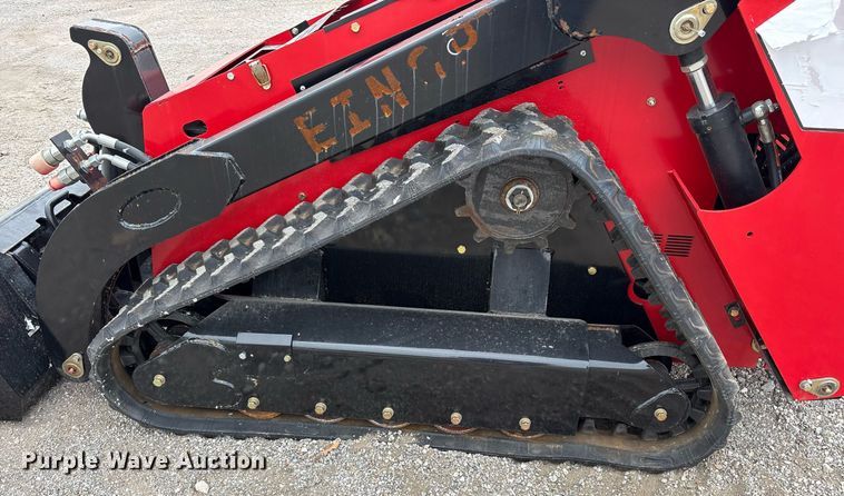 image for item DY0700 2024 Valley Pioneer SCL850 compact utility loader