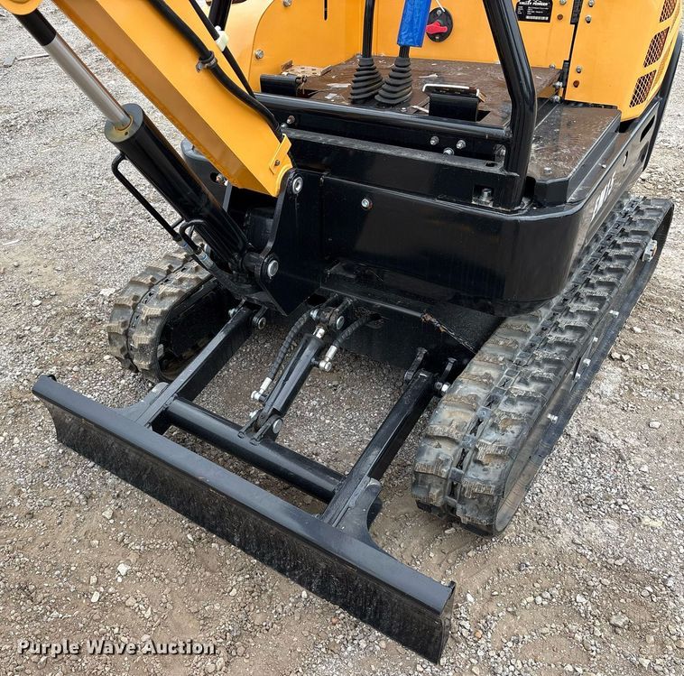 image for item DY0701 2024 Valley Pioneer EM15 mini excavator