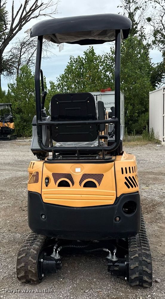 image for item DY0702 2024 EINGP EM15 mini excavator