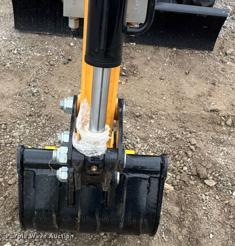 image for item DY0702 2024 EINGP EM15 mini excavator