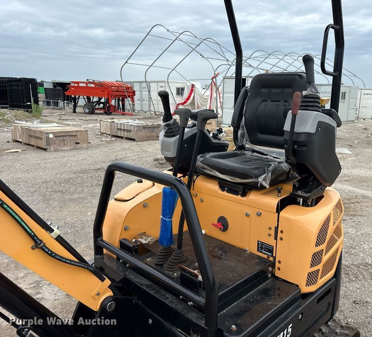 image for item DY0702 2024 EINGP EM15 mini excavator