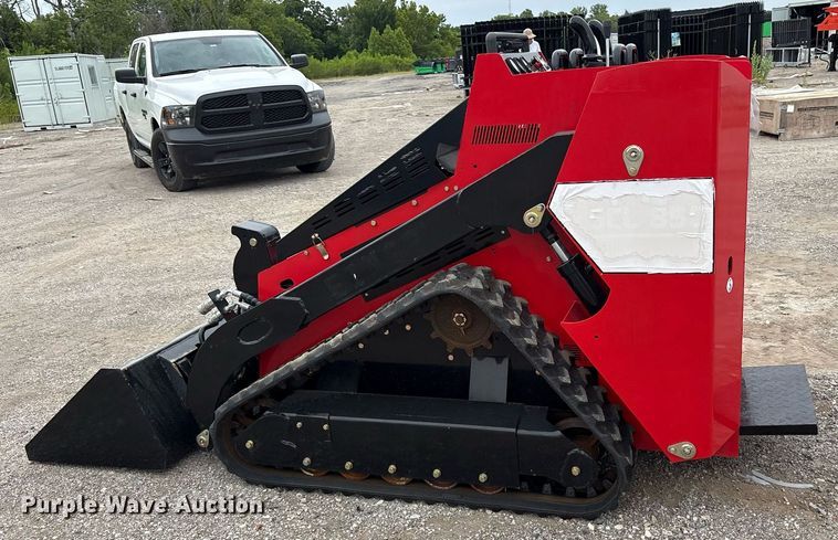 image for item DY0703 2024 Valley Pioneer SCL850 compact utility loader