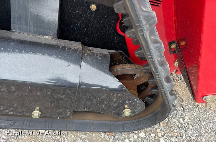 image for item DY0703 2024 Valley Pioneer SCL850 compact utility loader