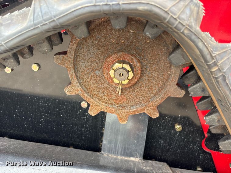 image for item DY0703 2024 Valley Pioneer SCL850 compact utility loader