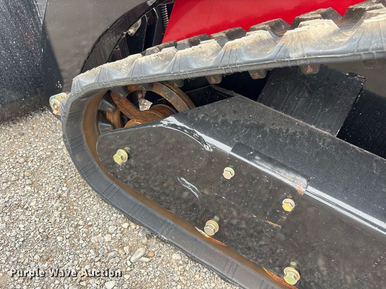 image for item DY0703 2024 Valley Pioneer SCL850 compact utility loader