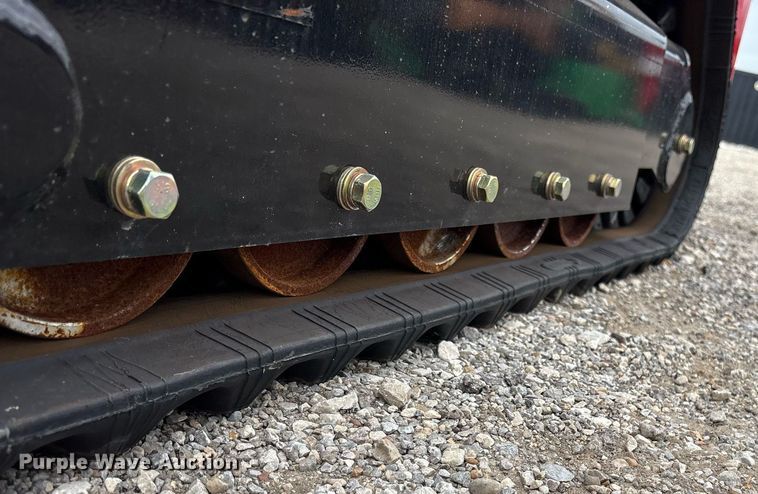 image for item DY0703 2024 Valley Pioneer SCL850 compact utility loader