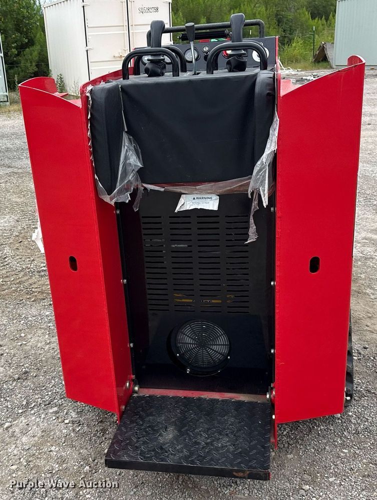 image for item DY0704 2024 Erie Industry Group SCL850 compact utility loader