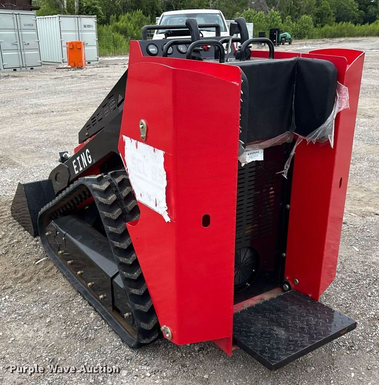 image for item DY0704 2024 Erie Industry Group SCL850 compact utility loader