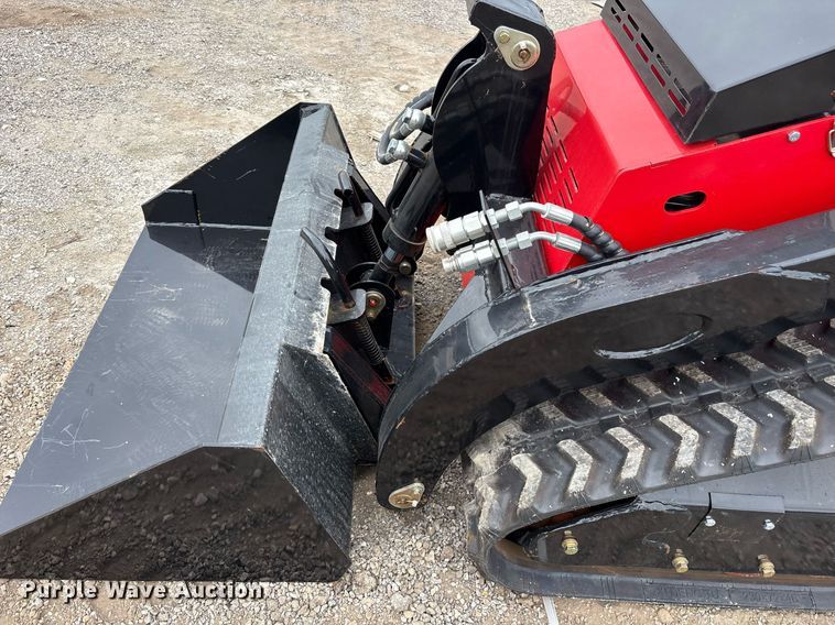 image for item DY0704 2024 Erie Industry Group SCL850 compact utility loader