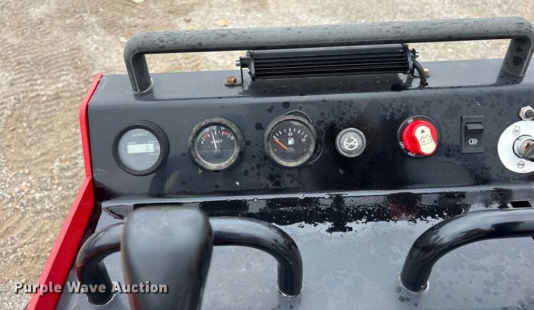 image for item DY0704 2024 Erie Industry Group SCL850 compact utility loader