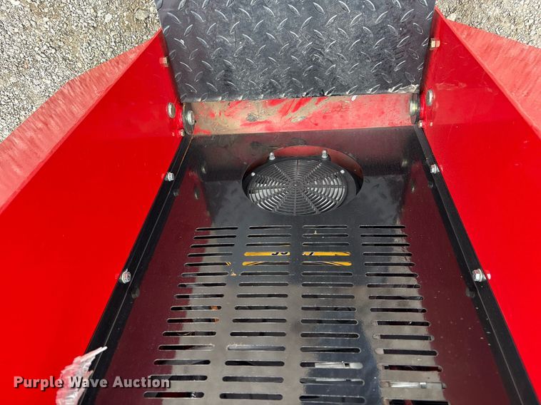 image for item DY0704 2024 Erie Industry Group SCL850 compact utility loader