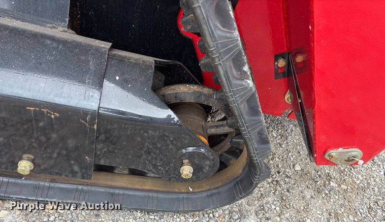 image for item DY0704 2024 Erie Industry Group SCL850 compact utility loader