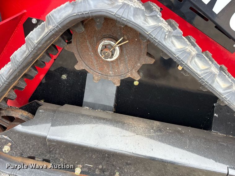 image for item DY0704 2024 Erie Industry Group SCL850 compact utility loader