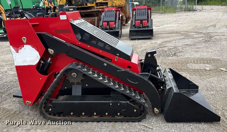 image for item DY0705 2024 Erie Industry Group SCL850 compact utility loader