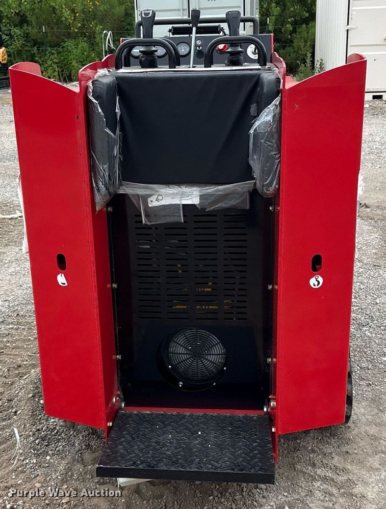 image for item DY0705 2024 Erie Industry Group SCL850 compact utility loader