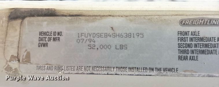 image for item DY0749 1995 Freightliner FLD 120 dump truck