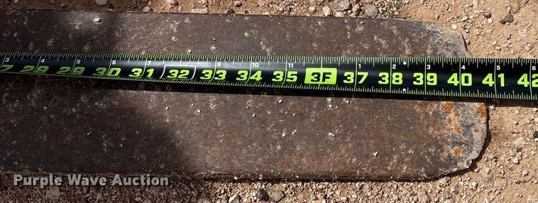 image for item DY2495 Caterpillar forklift