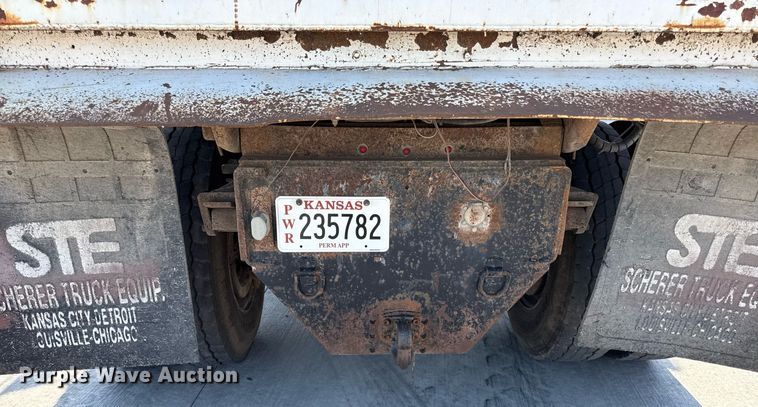 image for item DY8089 2001 International 4900 dump truck