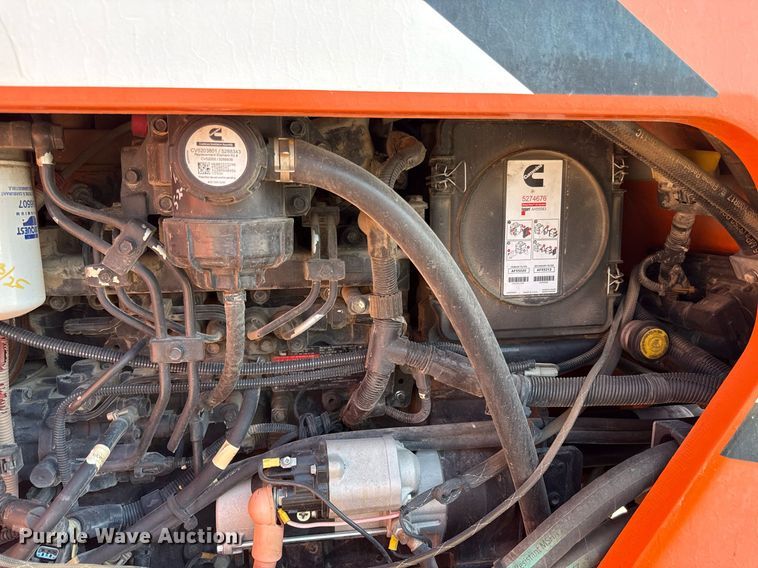 image for item DY8090 2013 JLG 10054 telehandler