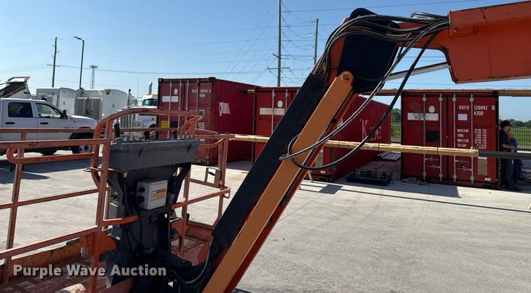 image for item DY8091 JLG 800AJ boom lift