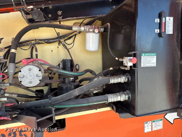 image for item DY8091 JLG 800AJ boom lift