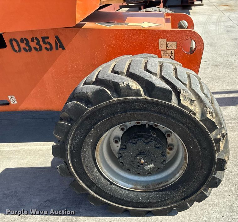 image for item DY8091 JLG 800AJ boom lift