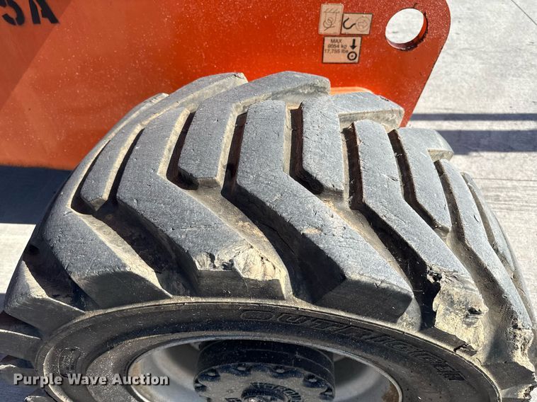 image for item DY8091 JLG 800AJ boom lift