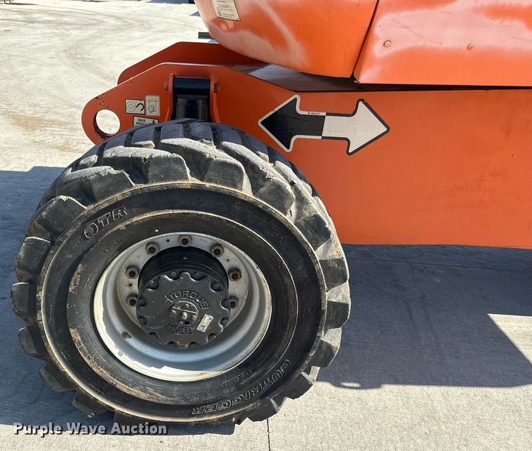 image for item DY8091 JLG 800AJ boom lift