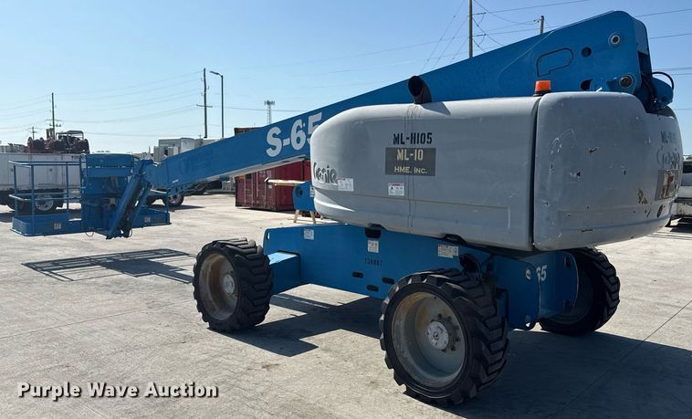 image for item DY8092 2008 Genie S65 boom lift