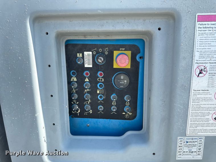 image for item DY8092 2008 Genie S65 boom lift