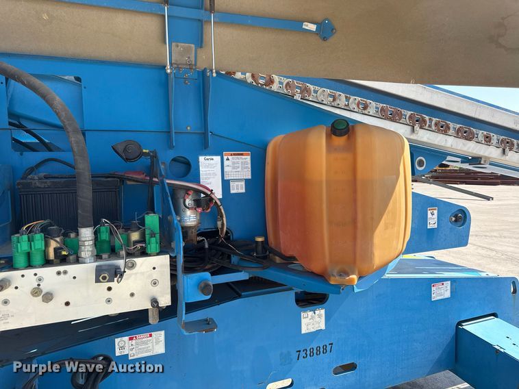 image for item DY8092 2008 Genie S65 boom lift