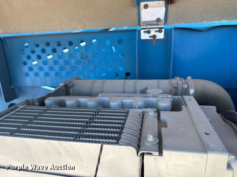 image for item DY8092 2008 Genie S65 boom lift