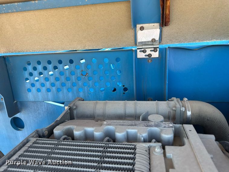 image for item DY8092 2008 Genie S65 boom lift