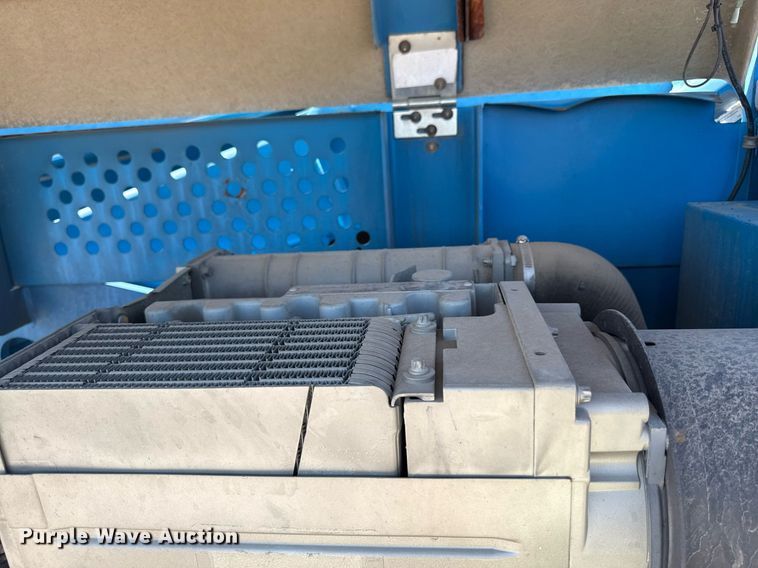 image for item DY8092 2008 Genie S65 boom lift