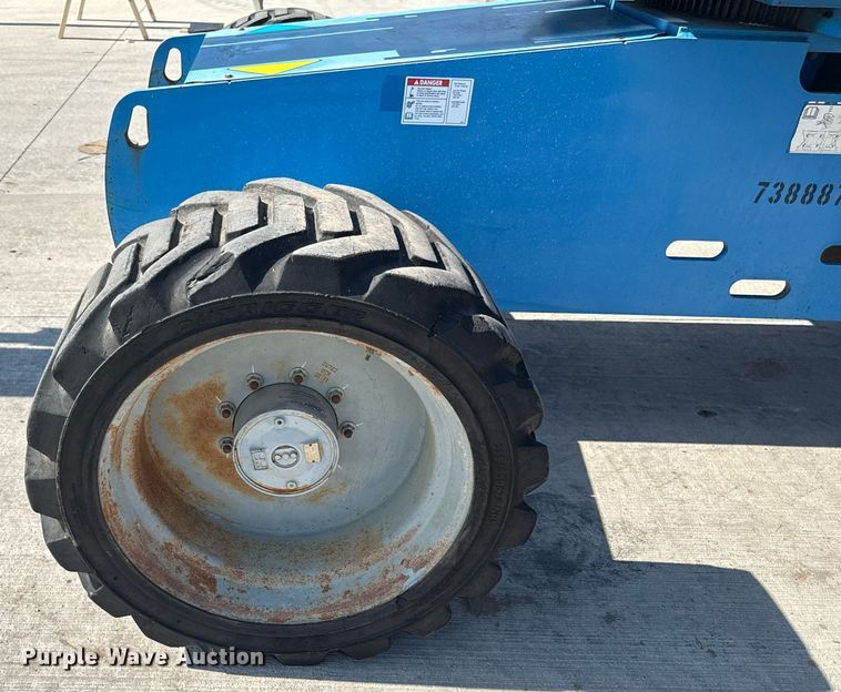 image for item DY8092 2008 Genie S65 boom lift