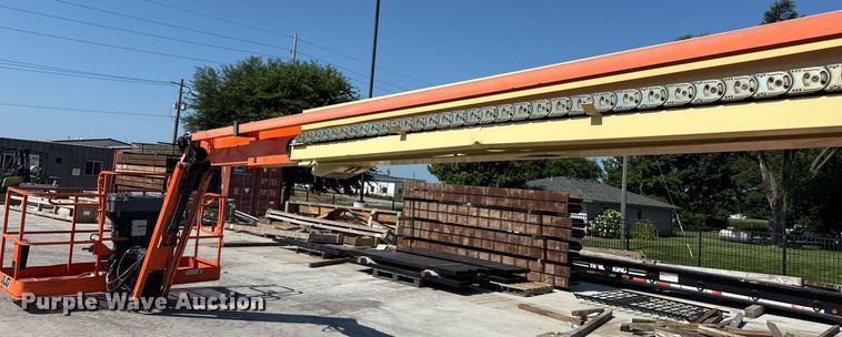 image for item DY8093 2014 JLG 660SJ boom lift