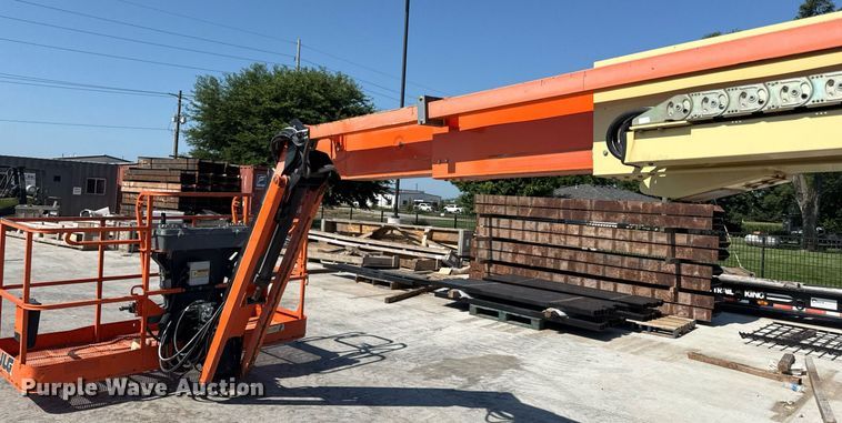 image for item DY8093 2014 JLG 660SJ boom lift