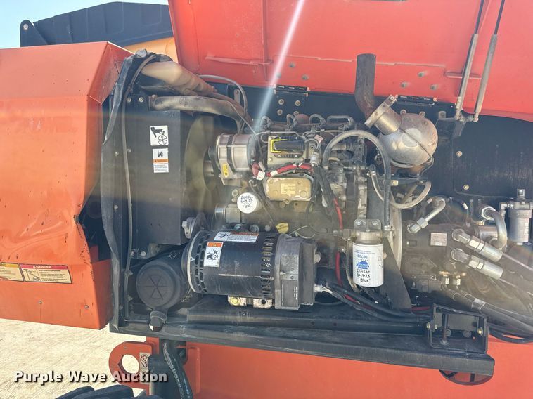 image for item DY8093 2014 JLG 660SJ boom lift