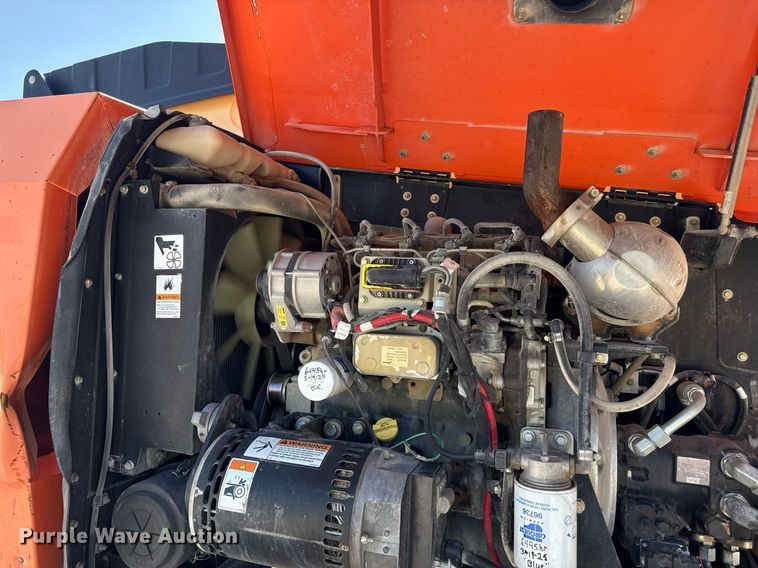 image for item DY8093 2014 JLG 660SJ boom lift