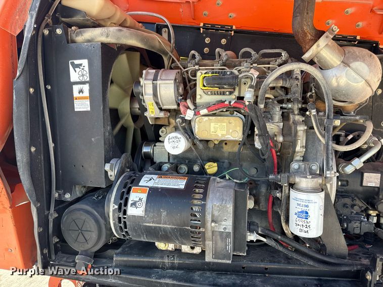 image for item DY8093 2014 JLG 660SJ boom lift