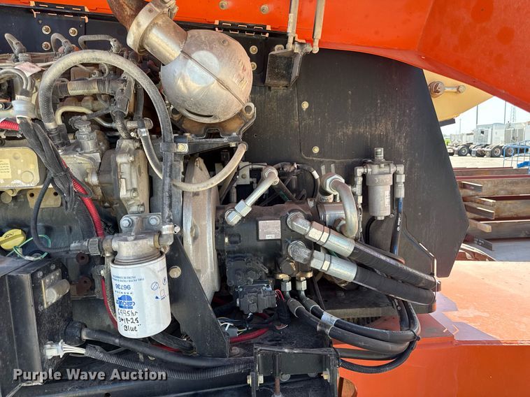 image for item DY8093 2014 JLG 660SJ boom lift