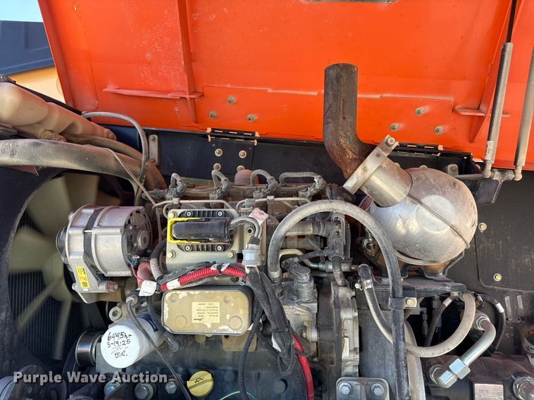 image for item DY8093 2014 JLG 660SJ boom lift