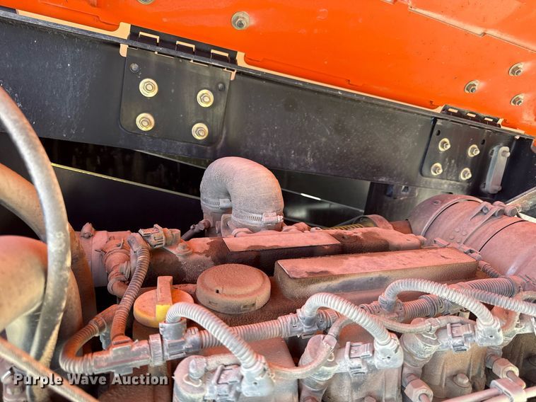 image for item DY8093 2014 JLG 660SJ boom lift